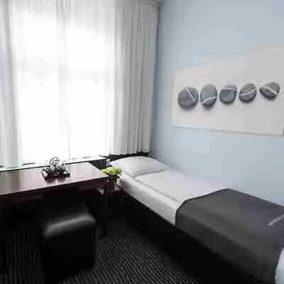 Hotel Concorde Frankfurt nad Menem 4*,